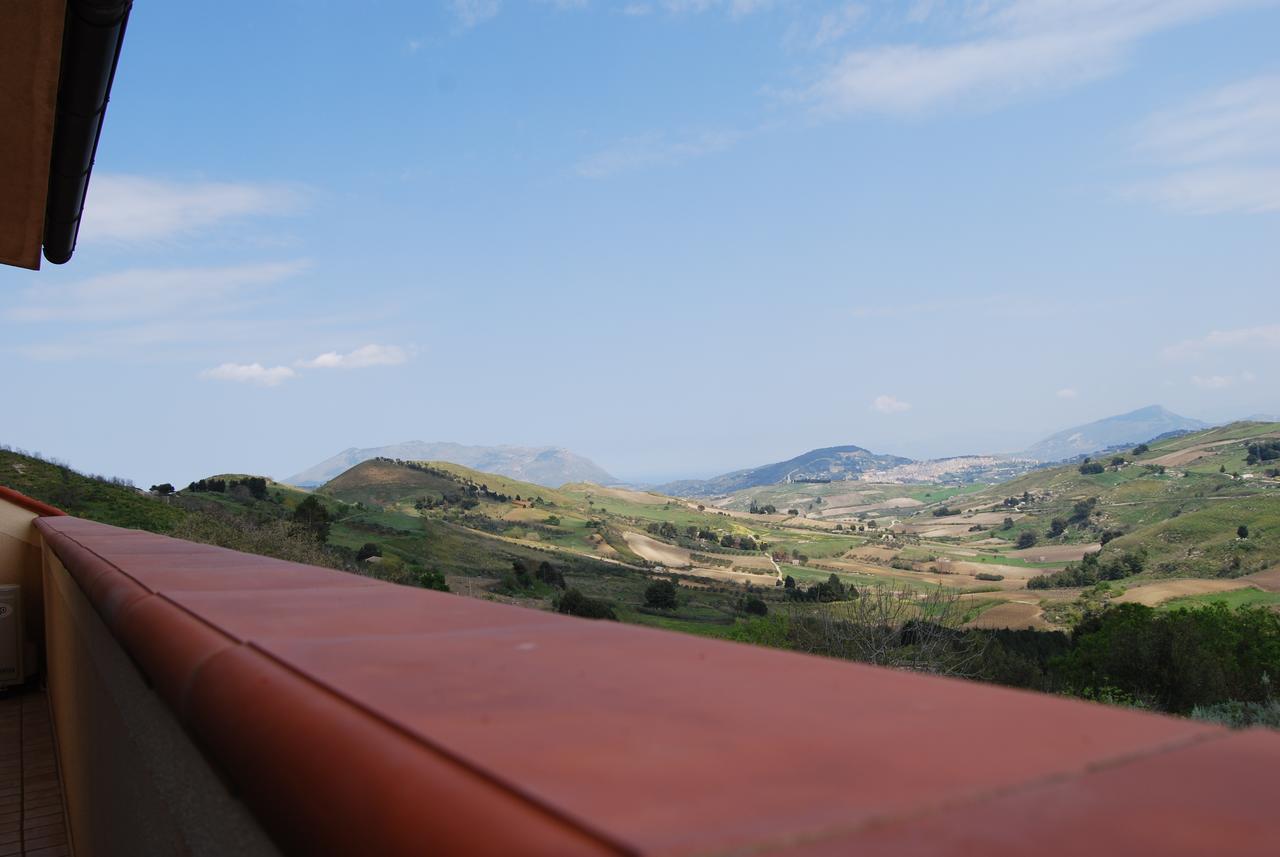 In Sicilia Da Ciro Bed and Breakfast Vita Eksteriør billede